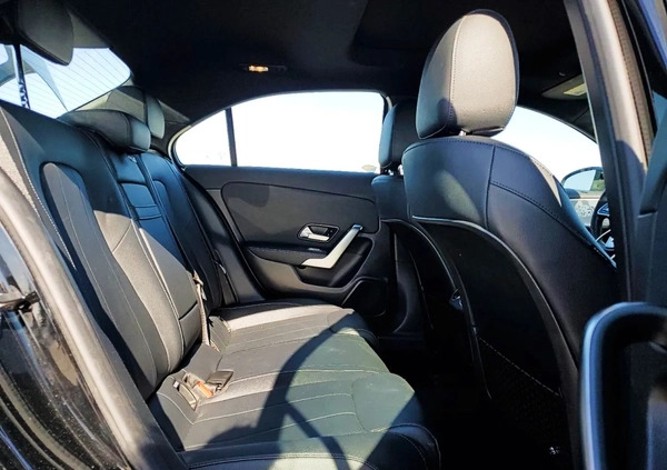 Mercedes-Benz Klasa A cena 82000 przebieg: 11392, rok produkcji 2019 z Wejherowo małe 56